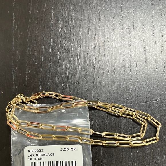 14K Yellow Gold paperclip Chain Necklace 18” inches - Picture 4 of 6